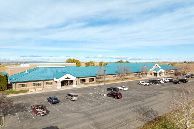 Wendell Middle School serves grades 6–8 and has a C rating from Niche.