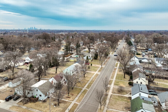 The Welcome Park neighborhood is conveniently located only minutes away from downtown Minneapolis.