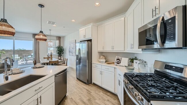 1516 W Ridge Rd, Apache Junction, AZ 85120 - photo 4