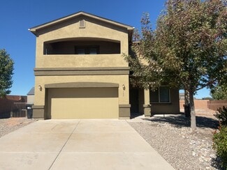 904 Crown Ct NE, Rio Rancho, NM 87124