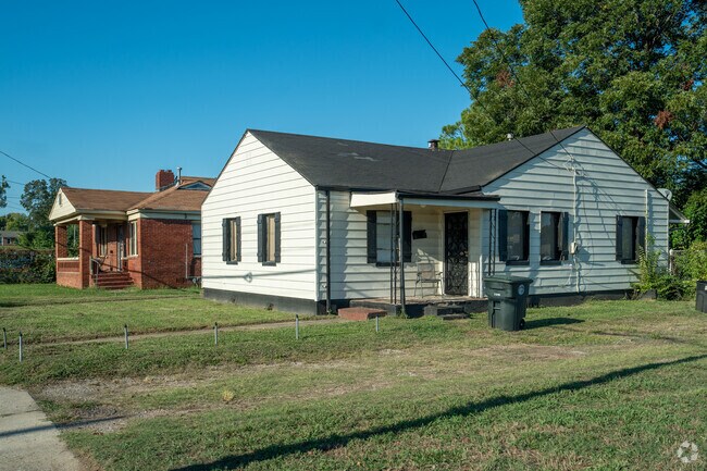 Well manicured lawns are a charming part of Acipco-Finley.