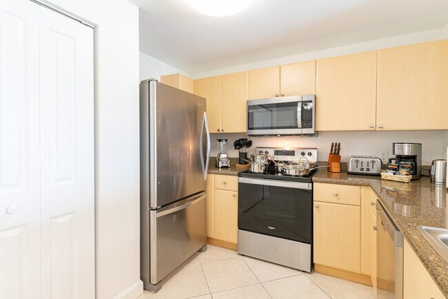 3256 SW 22nd Terrace unit ID1056254P, Miami, FL 33145 - photo 4
