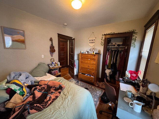 12 Cambridge Terrace unit 2, Cambridge, MA 02140 - photo 3