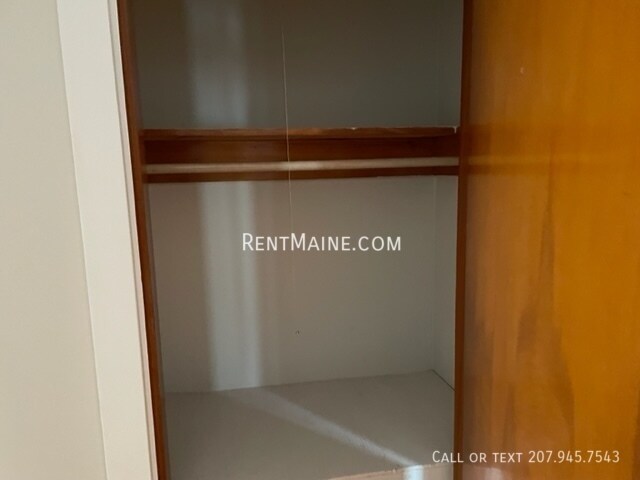 302 Turner St unit 2R, Auburn, ME 04210 - photo 6