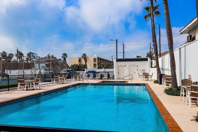 2562 Gulf Blvd unit ID1255571P, South Padre Island, TX 78597 - photo 3