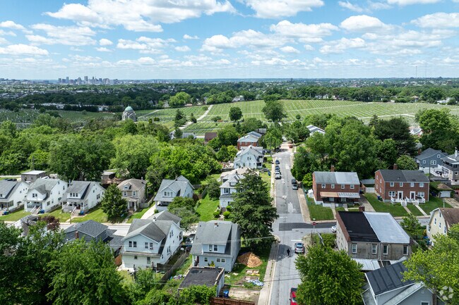 Wilson Heights is next to Most Holy Redeemer cemetery, which ensures no development can happen.