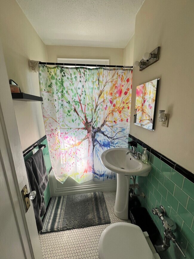 90 Kilsyth Rd, Brighton, MA 02135 - photo 3