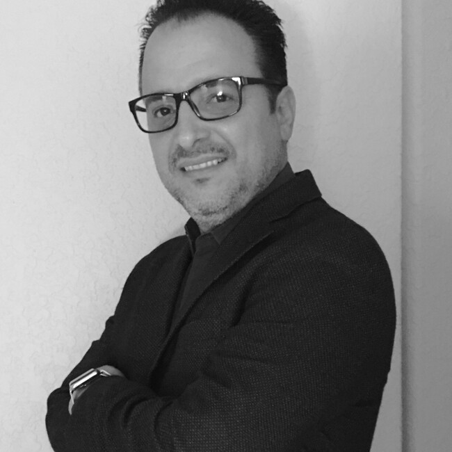 Agent Photo