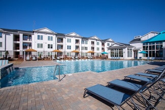 5771 Oakwood Rd NW, Huntsville, AL 35806