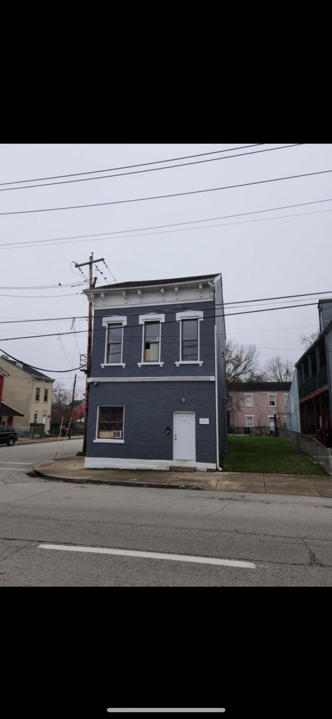 231 E 11th St Unit 2, Covington, KY 41011
