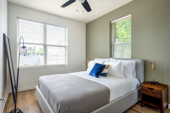 2111 Richmond Hwy unit ID8528A, Arlington, VA 22202 - photo 6