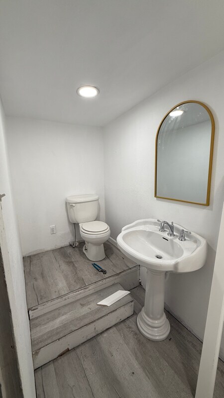 235 E Main St, Saint Clairsville, OH 43950 - photo 3