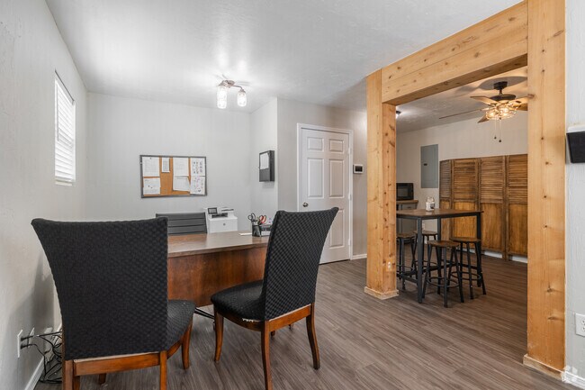 Windsor Gardens, Yukon, OK 73099 - photo 3