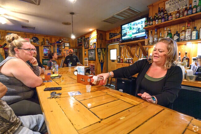 Just outside of Hurley is the Hickory BBQ & Smokehouse serving up drinks and Southern favorites.