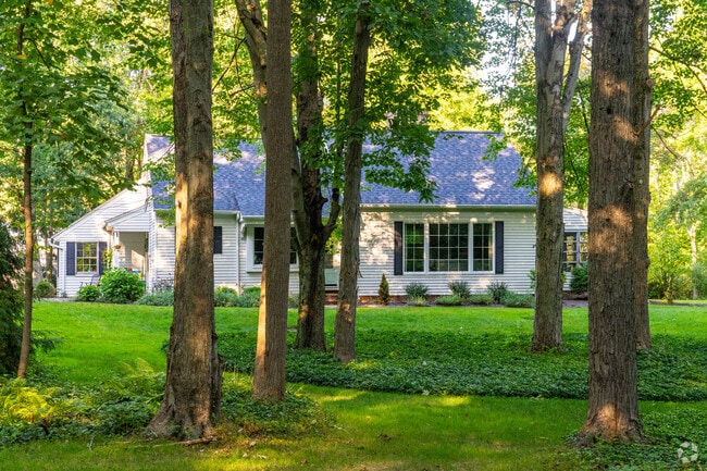 Moreland Hills offers ranch-style homes for a classic, relaxed lifestyle.