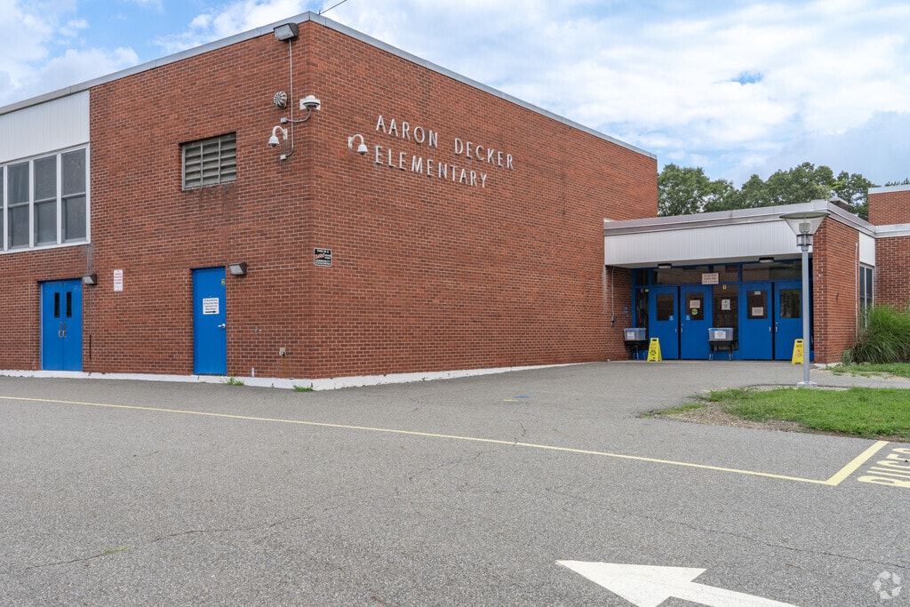 Aaron Decker Elementary School in Northeast Morris County, New Jersey.