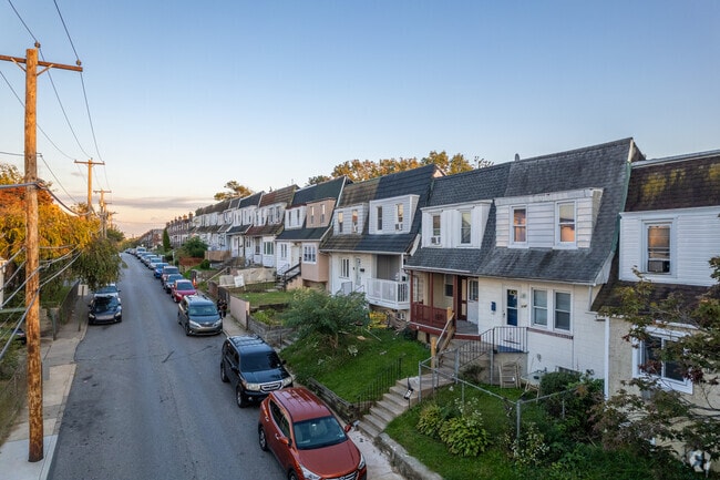 Many homes in Stonehurst Hills are built into the area's hilly terrain.