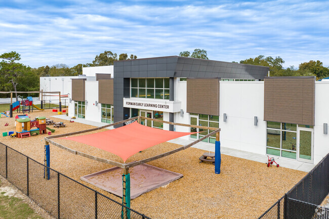 At Hillel Academy of Tampa tuition is $21,725 for the highest grade offered.