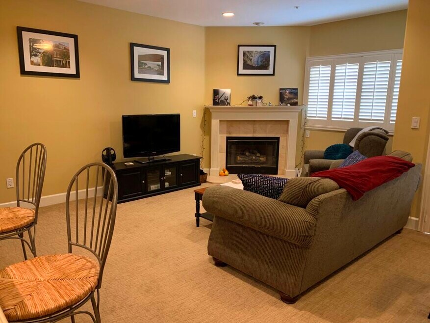 937 12th St unit 208, Santa Monica, CA 90403 - photo 1