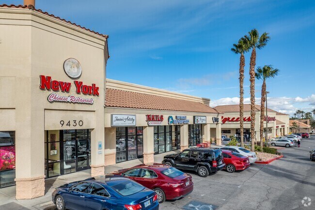 Sun City Summerlin has its own commercial pockets with stores, restaurants and businesses.