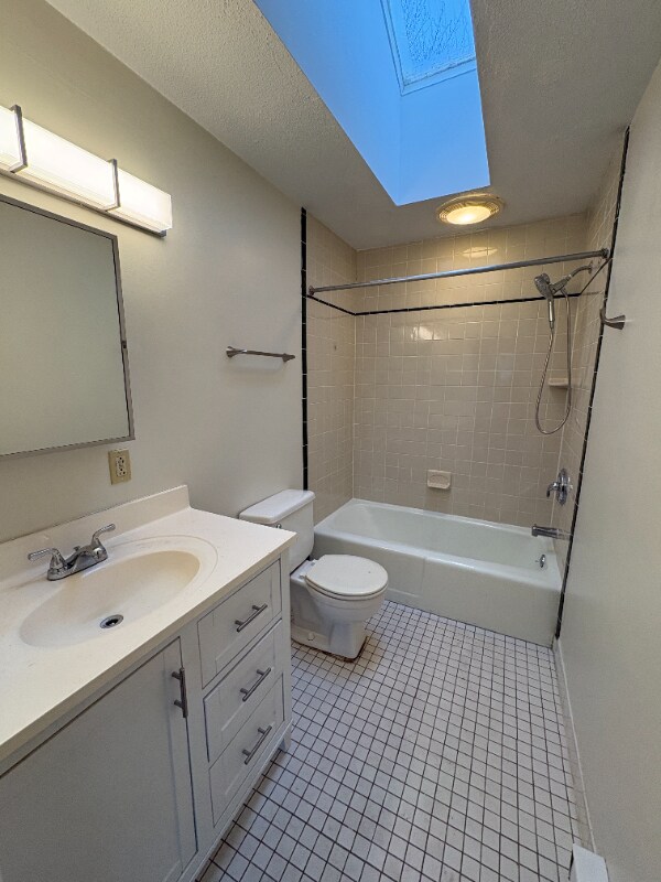 26 Hadley Rd unit 28, Sunderland, MA 01375 - photo 6