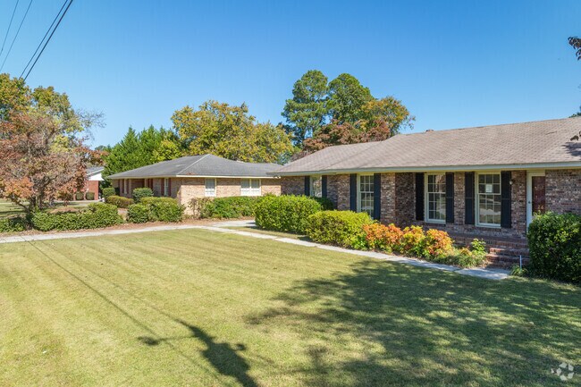Modest sized houses in Parkwood generally have large sized yards.