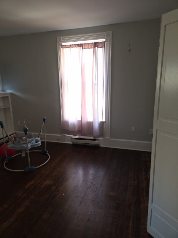 151 Hillside Ave Unit 1E, Waterbury, CT 06710