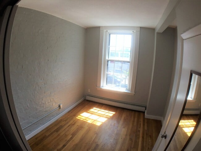 25 Saint Stephen St unit 5, Boston, MA 02115 - photo 7