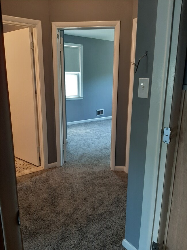 4611 Parkwood Ave unit A, Baltimore, MD 21206 - photo 4