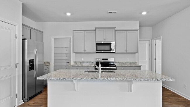 4019 Aberfeldy Ln unit 36205318, Ravenel, SC 29470 - photo 4