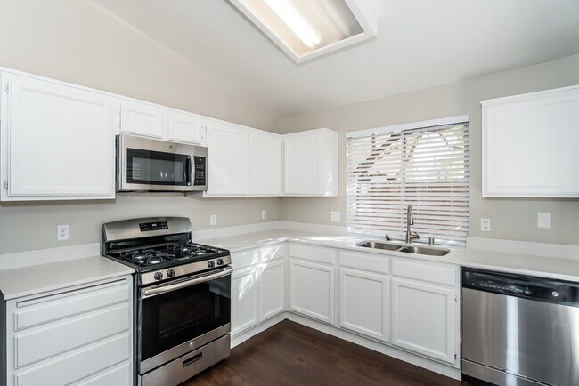 1825 Navajo Lake Way, Las Vegas, NV 89128 - photo 5