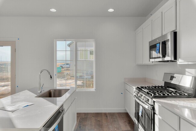 8938 S Veiled Peak Rd, West Jordan, UT 84081 - photo 7