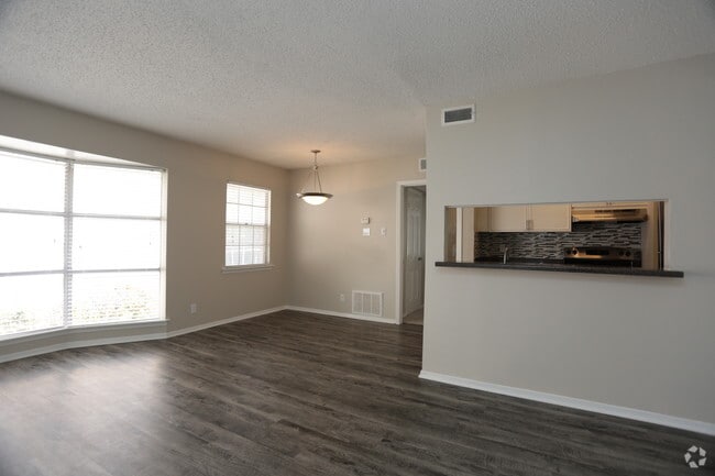 663 sq.ft. 1 bed/1 bath