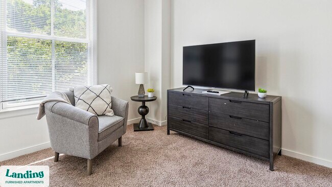 2001 E Broad St unit 307.1405031, Richmond, VA 23223 - photo 2