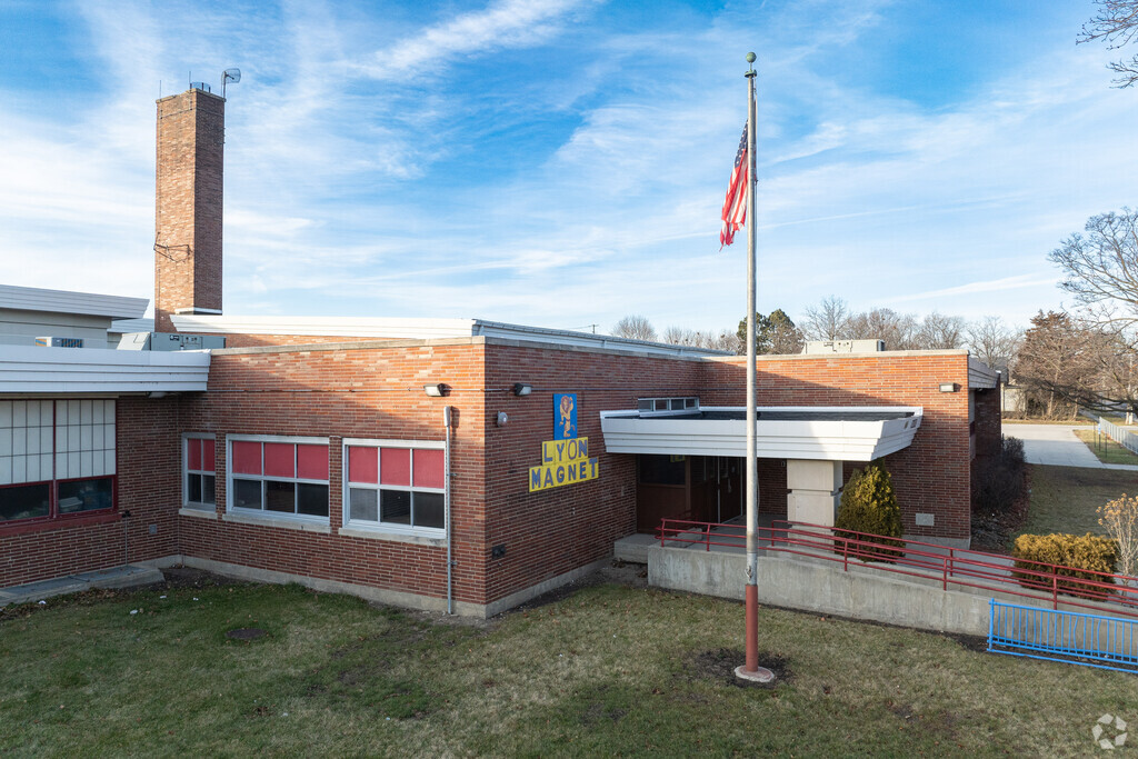 Lyon Magnet Elementary School in Waukegan serves grades PK, K-5.