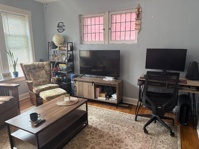 5225 Bancroft Ave, Saint Louis, MO 63109 - photo 1