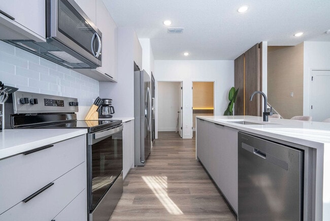 2501 Santorini Dr unit ID1280986P, Kissimmee, FL 34747 - photo 7