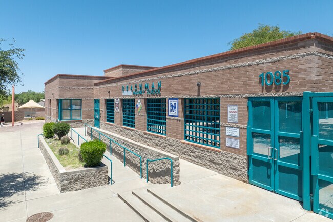 Drachman Montessori serves grade K-8 in Tucson, Arizona.