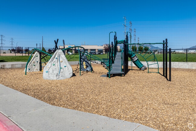 Syracuse Arts Academy is a public charter school.