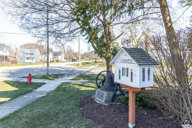 Little libraries are scattered around the downtown area along with charming historic details.