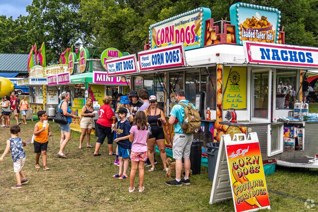 The Canadian Days festival is a family friendly event held yearly at Spooner Park in Little Canada.
