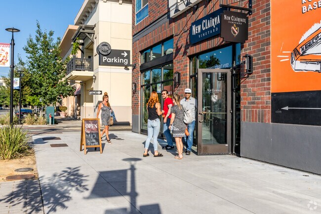 New Clairvaux Tasting Room and other dining options are only five minutes away from Kutras.