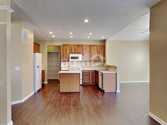 285 Coyote Dr, Maineville, OH 45039 - photo 4