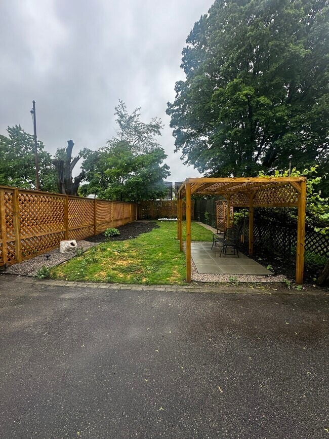 343 Beacon St unit 3, Somerville, MA 02143 - photo 5