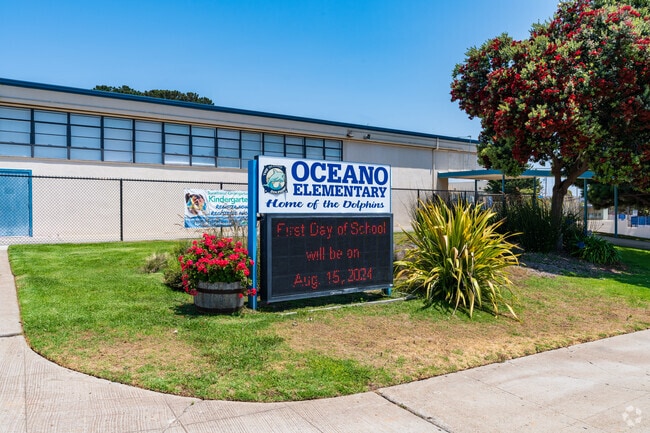 The marquee at Oceano Elementary School keeps students and parents informed.