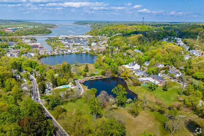 The Roslyn neighborhood is nestled on Hempstead Harbor within eyesight of NYC.