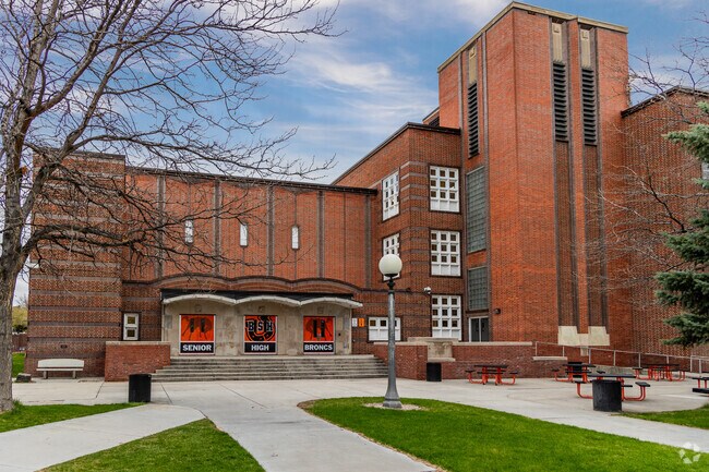 Billings Senior High School has a beautiful and large campus in South Park.