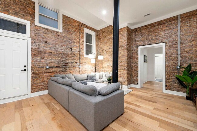 1941 W Augusta Blvd unit ID1354351P, Chicago, IL 60622 - photo 5