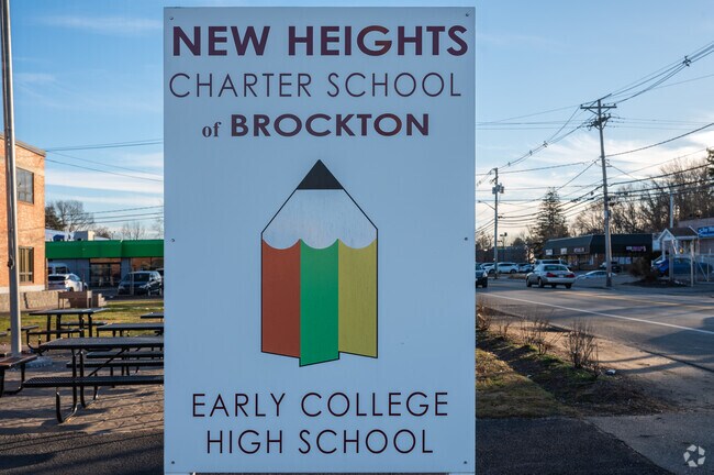 Welcome to New Heights Charter Schools in Campello.