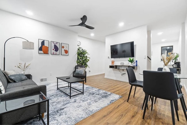 525 Alpine Ave, Pittsburgh, PA 15212 - photo 2